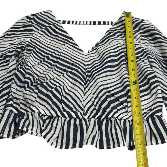 Express Nautical Stripe Ruffle Hem Deep V-Neck Casual Chic Blouse Coastal XS - Picture 9 of 9
